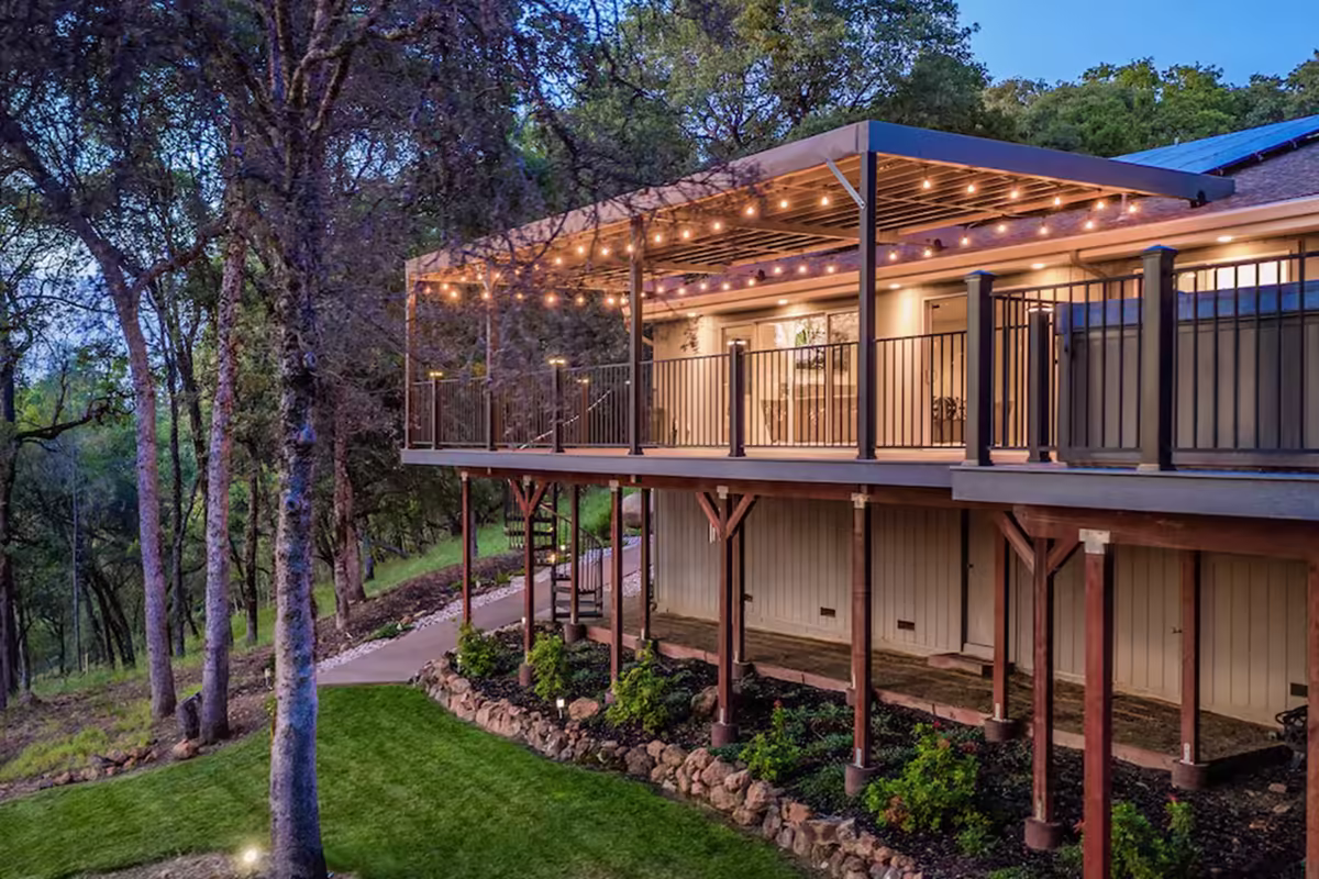 Deck built for the Timber Ridge project by Stone Ridge Decking